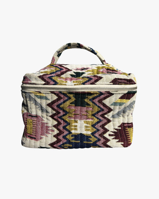 WESTERN CHIC VANITY