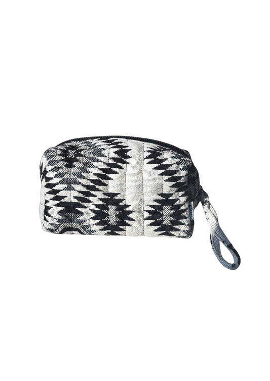 WESTERN CHIC BLACK & WHITE POUCH