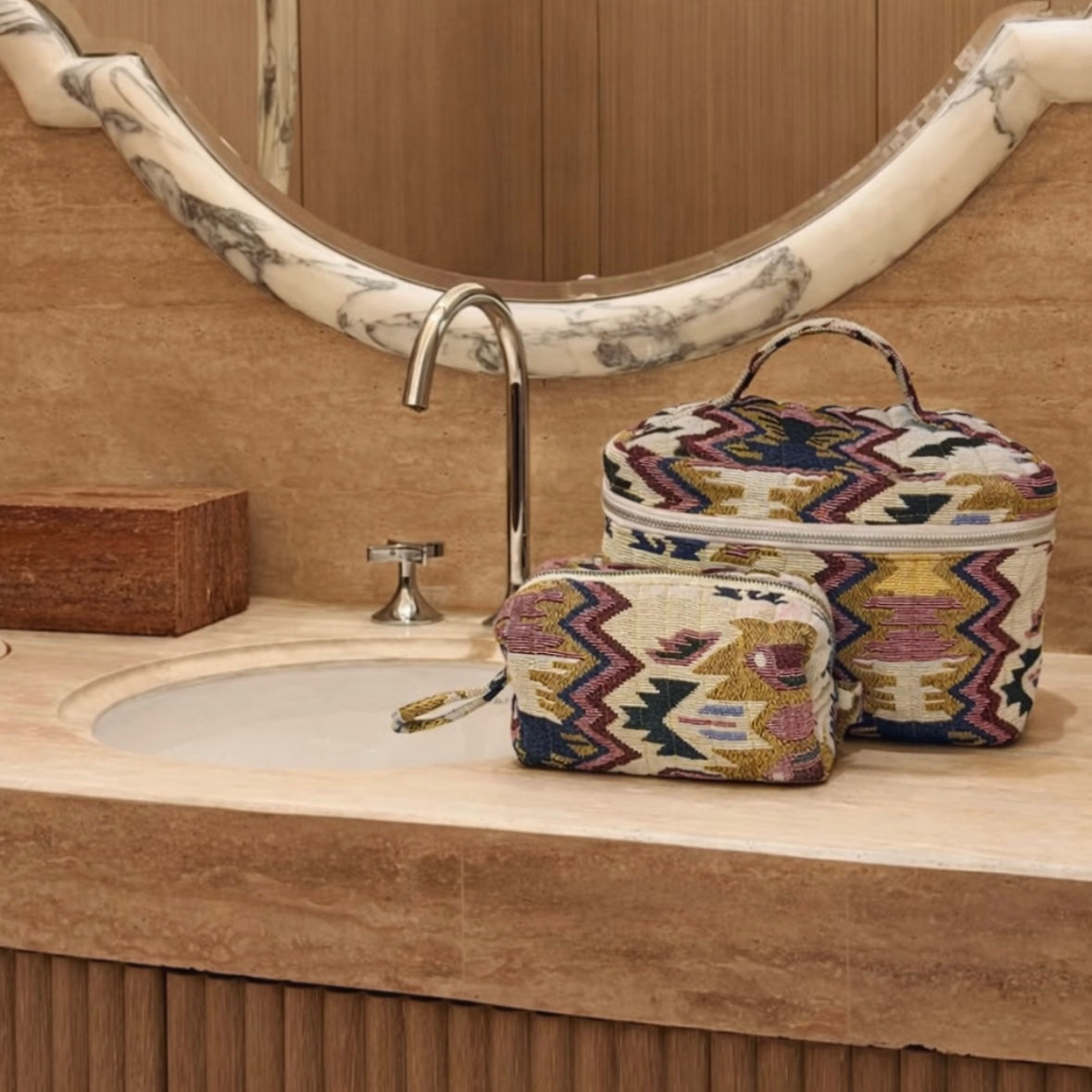 WESTERN CHIC POUCH