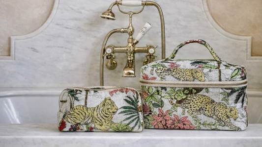 TROPICS IN COLOR POUCH